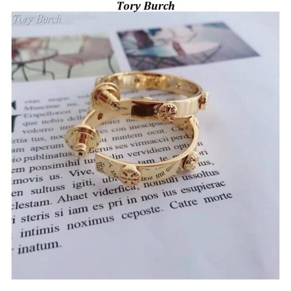 Tory Burch earrings - Picture 5 of 7